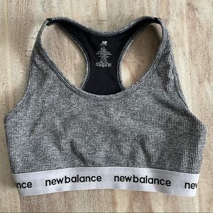 HP 🍩 New Balance Ribbed Sports Bra Sz. L